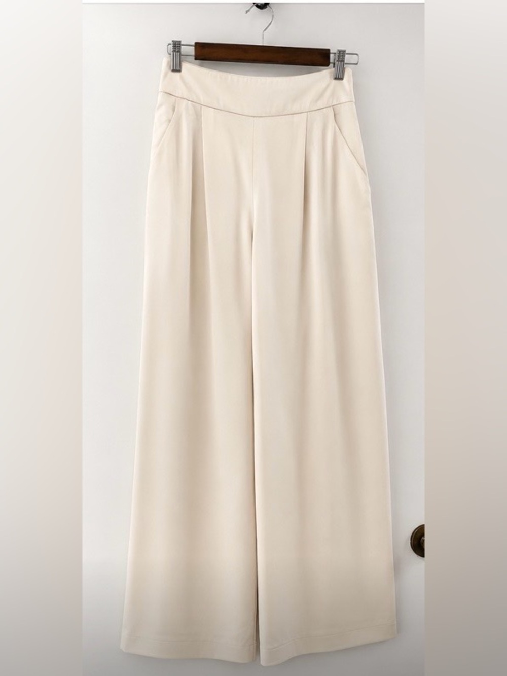 Sezane Beige Wide-Leg Trousers Euro Size 36/ US 6